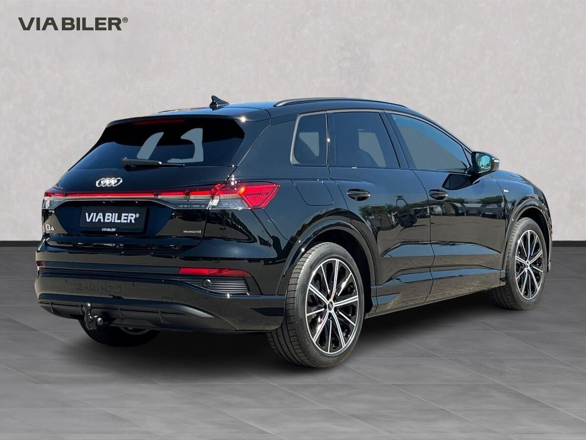 Sort Audi Q4 fra 2026