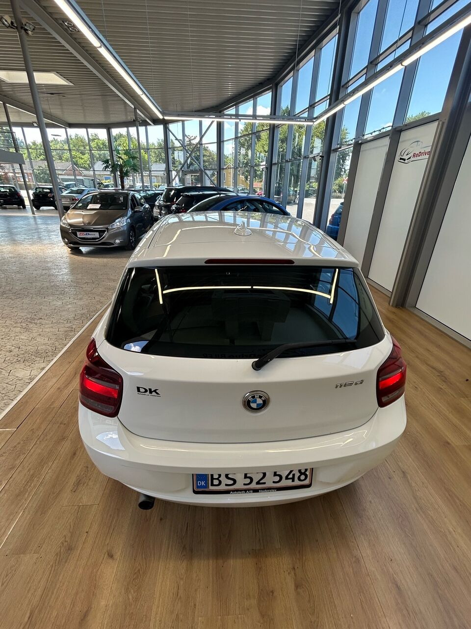 Hvid BMW 116d fra 2014