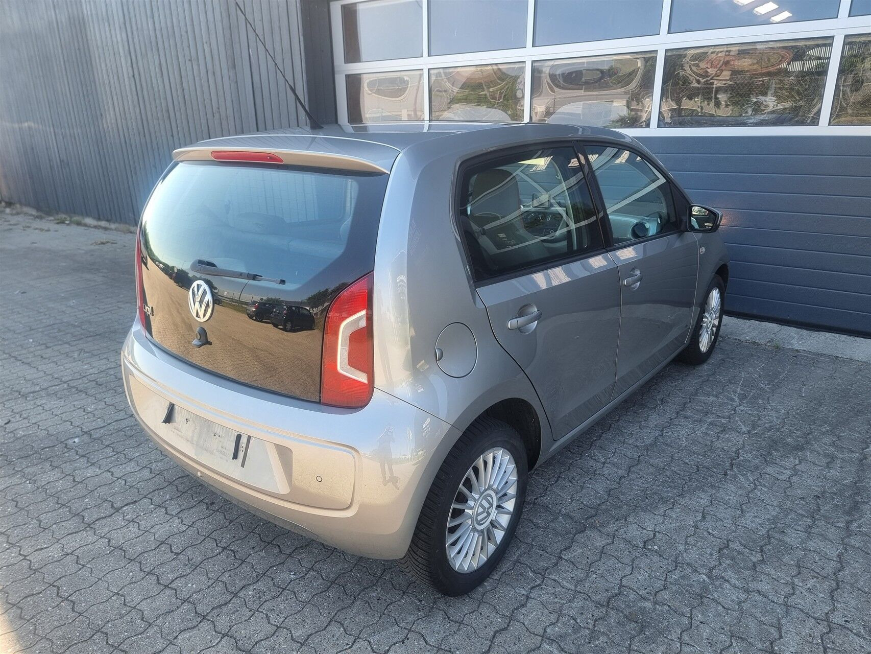 Sølv VW up fra 2013