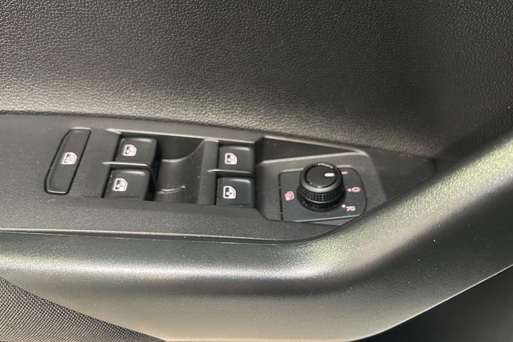 Hvid VW Polo fra 2019