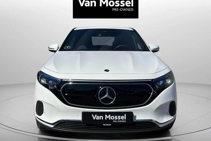 Hvid Mercedes EQA 250 fra 2023