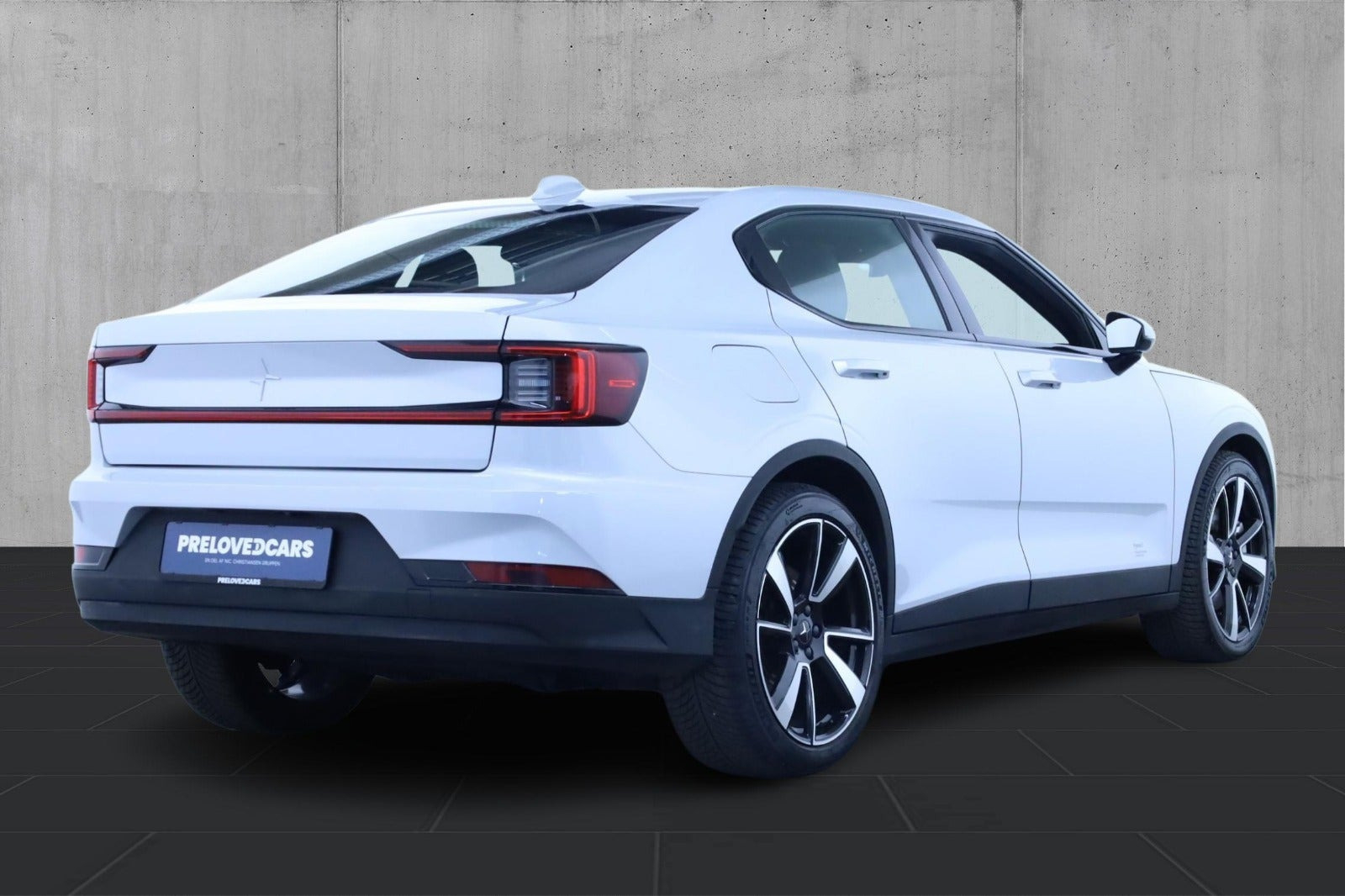 Hvid Polestar 2 fra 2021