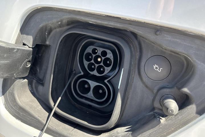 Hvid Polestar 2 fra 2021