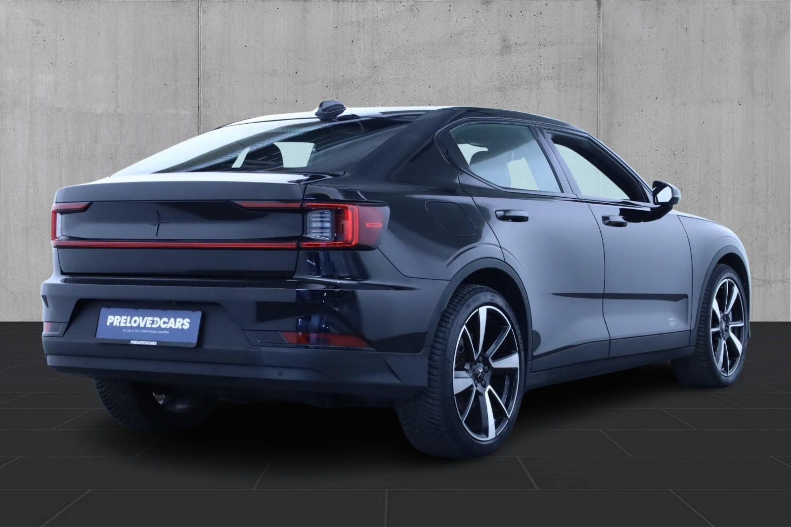 Sort Polestar 2 fra 2023