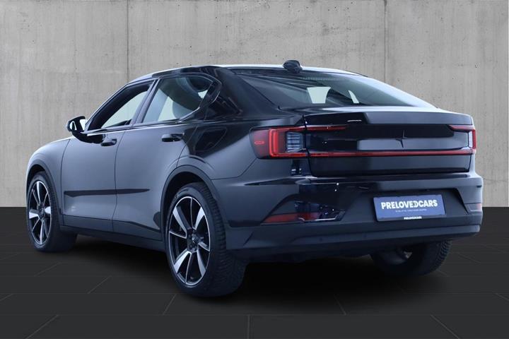 Sort Polestar 2 fra 2023