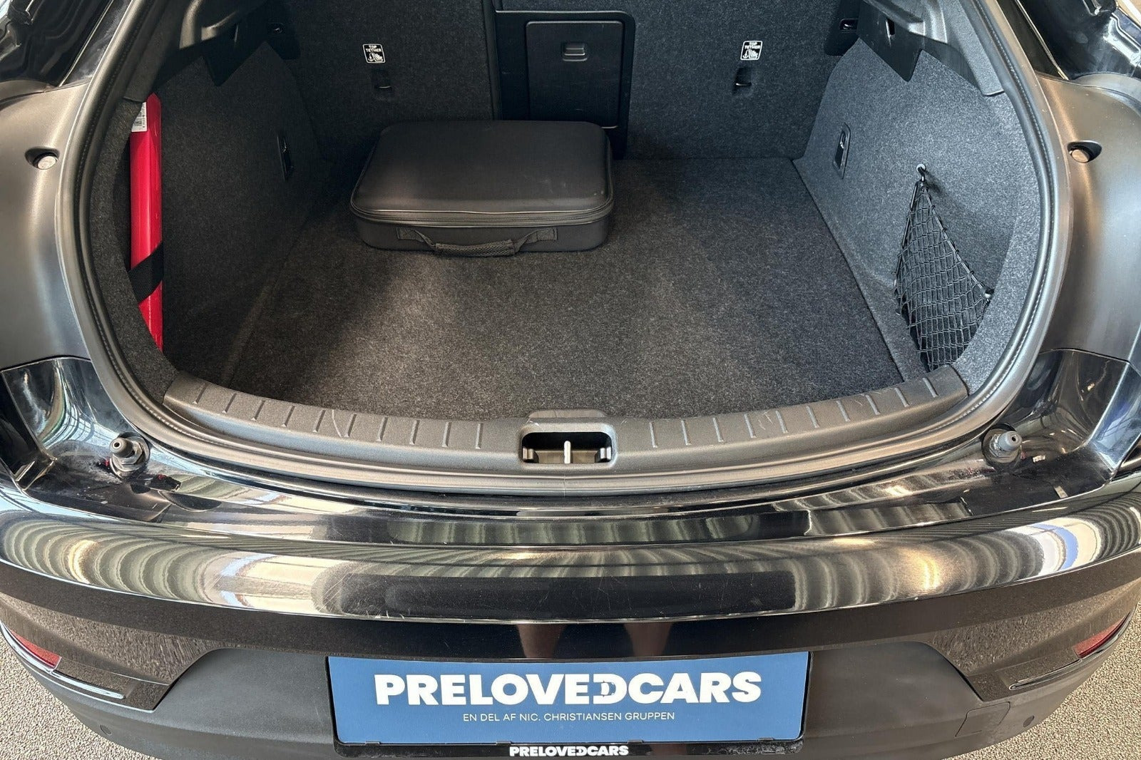 Sort Polestar 2 fra 2023