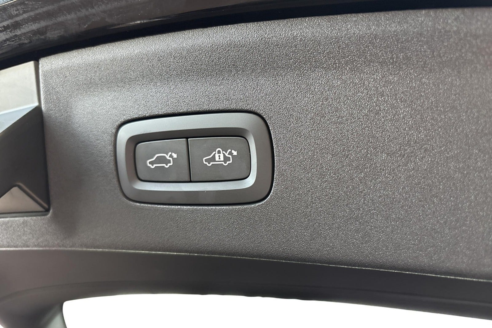 Sort Polestar 2 fra 2023