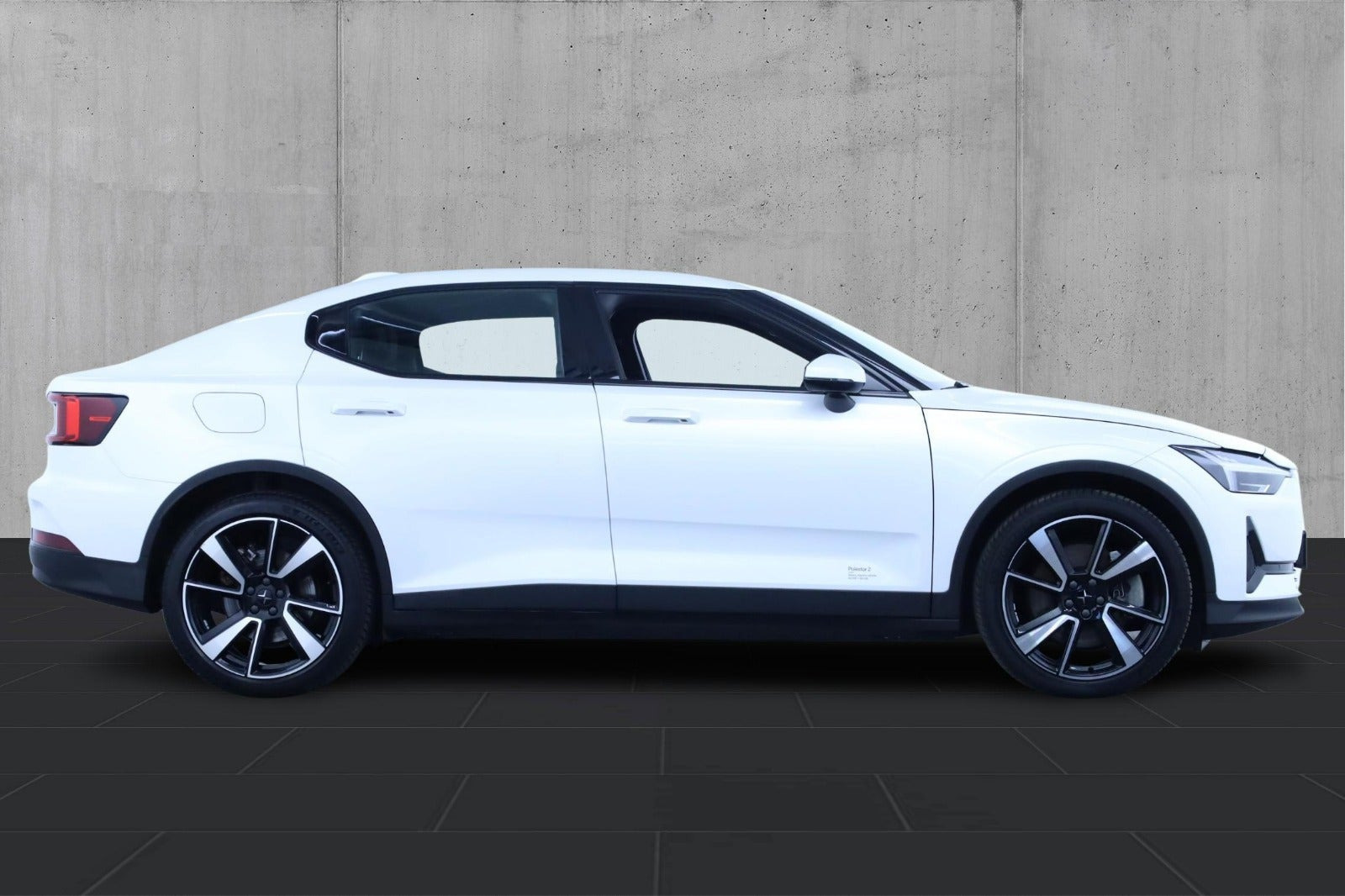 Hvid Polestar 2 fra 2021