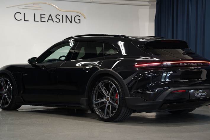 Sort Porsche Taycan 4S fra 2023