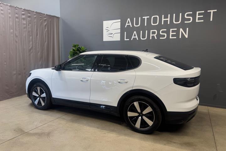 Hvid Ford Capri fra 2025