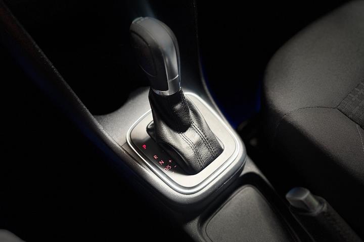 Grå VW Polo fra 2017