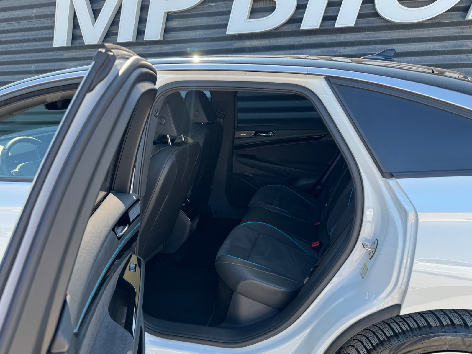 Hvid VW ID.7 fra 2024