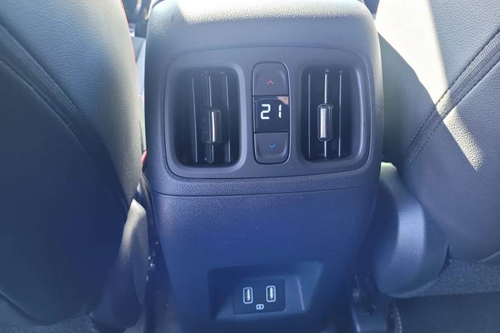 Grå Hyundai Tucson fra 2023