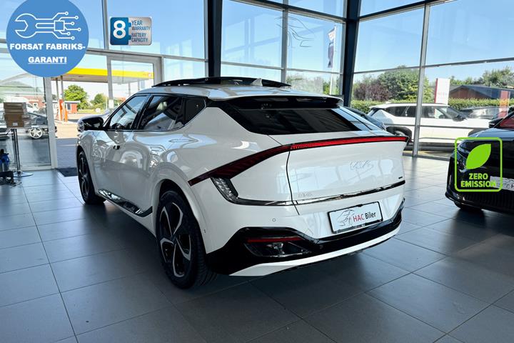 Hvid Kia EV6 fra 2024