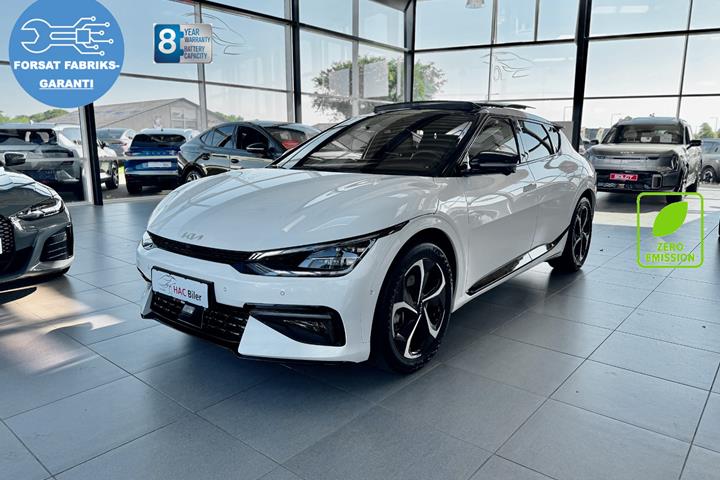 Hvid Kia EV6 fra 2024 set udefra