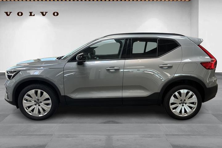 Grå Volvo EX40 fra 2025