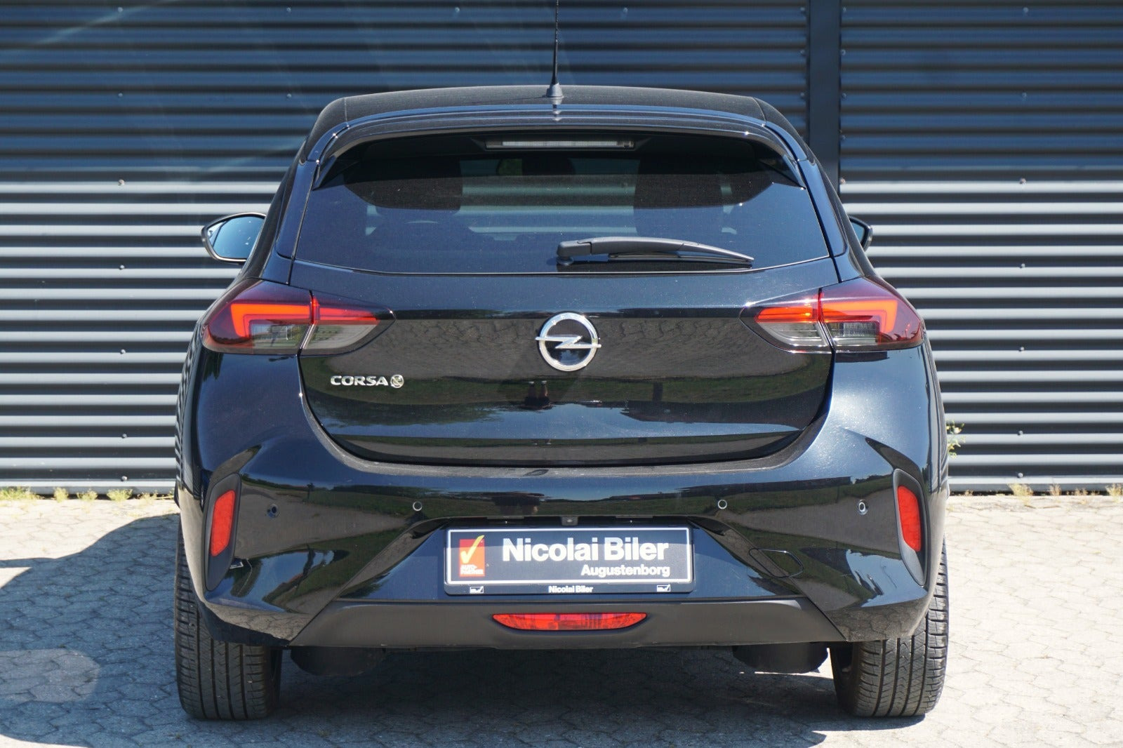 Sort Opel Corsa-e fra 2021