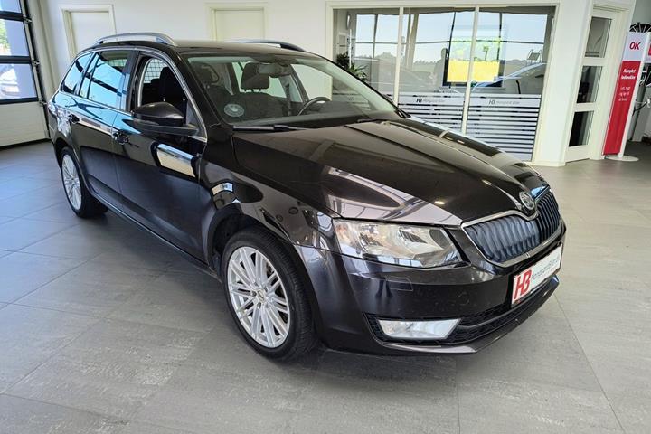 undefined Skoda Octavia fra 2014 set udefra