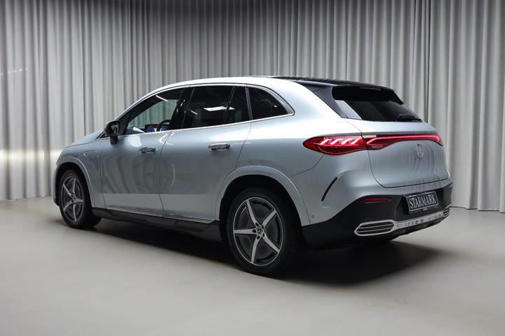 Sølv Mercedes EQE350 SUV fra 2025