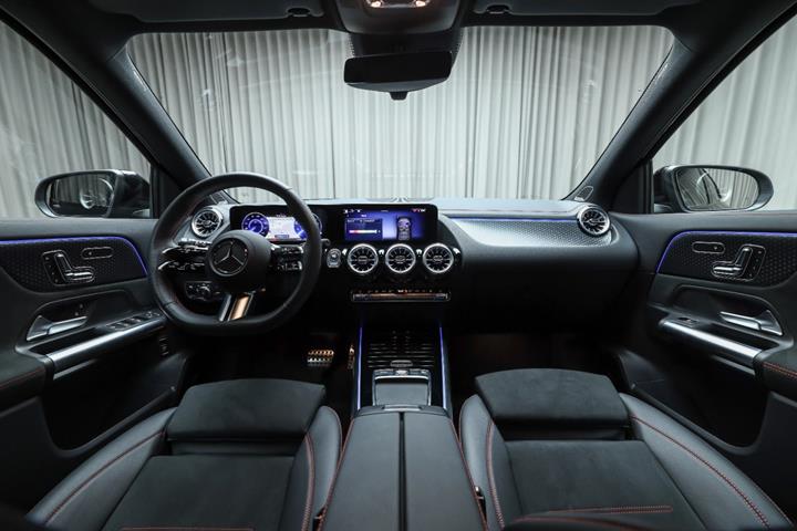 Sort Mercedes EQA250+ fra 2026