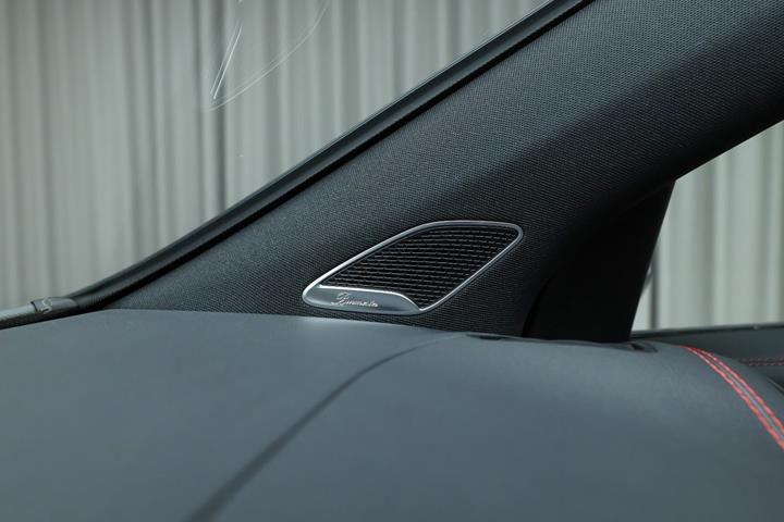 Sort Mercedes EQA250+ fra 2026