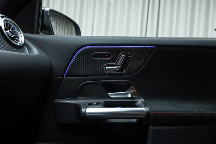 Sort Mercedes EQA250+ fra 2026