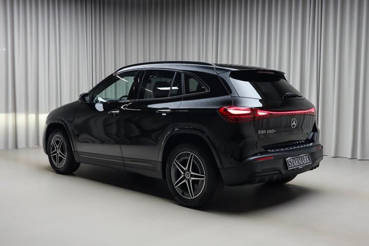 Sort Mercedes EQA250+ fra 2026