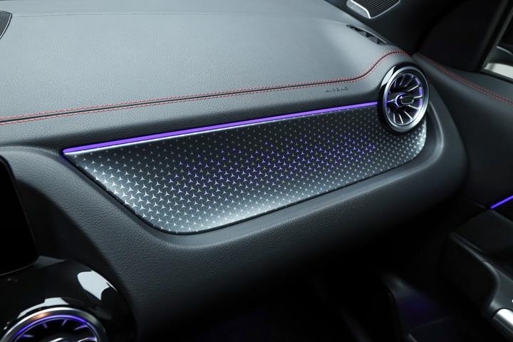 Sort Mercedes EQA250+ fra 2026