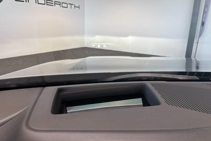 Sort BMW i5 fra 2024