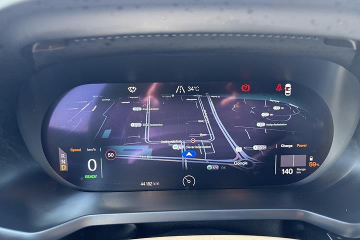 Hvid Polestar 2 fra 2023