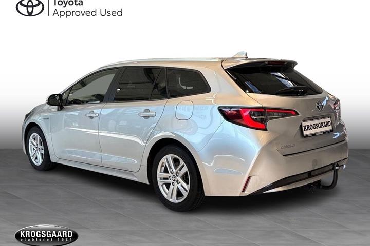Sølv Toyota Corolla fra 2020