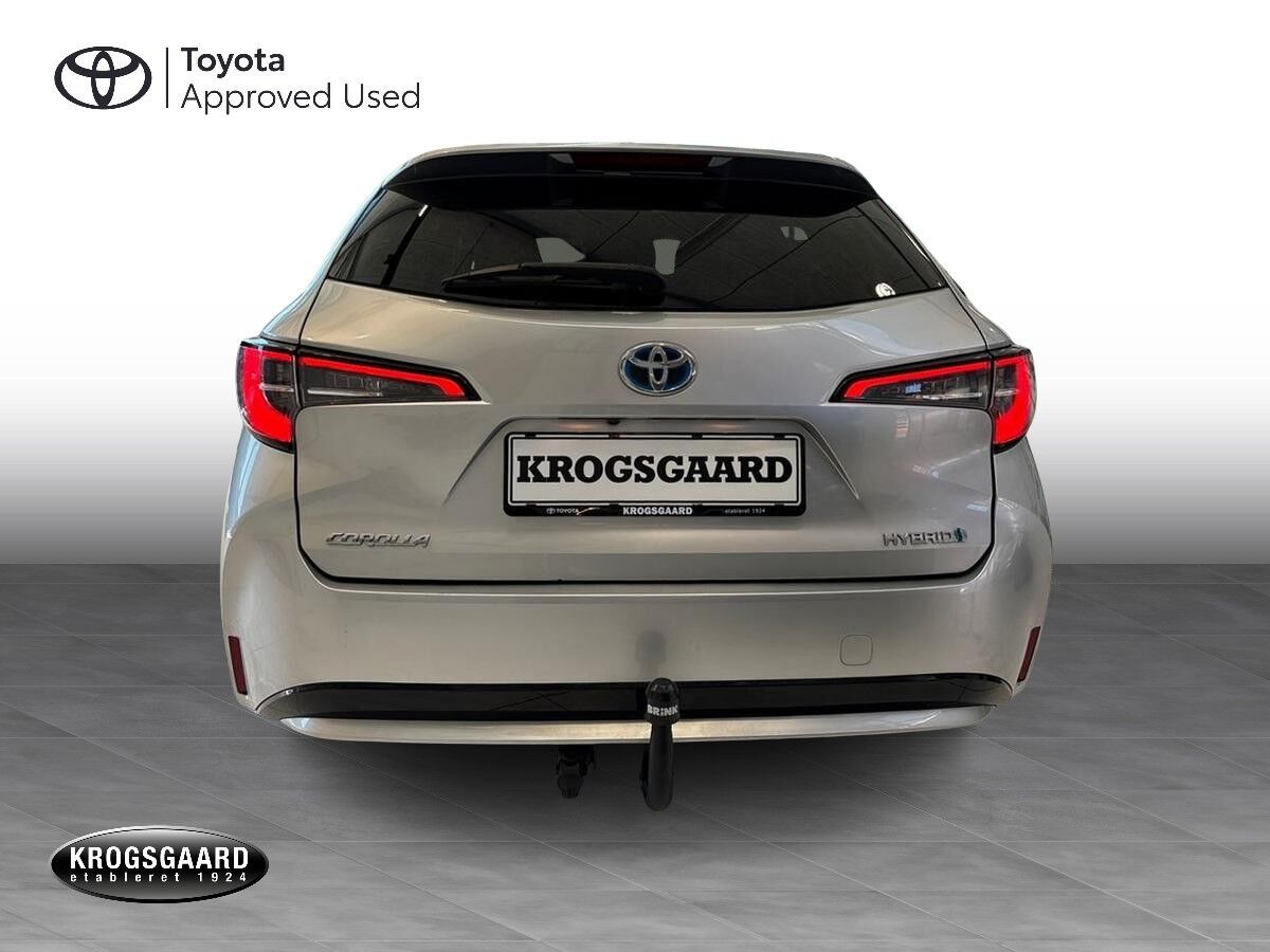 Sølv Toyota Corolla fra 2020