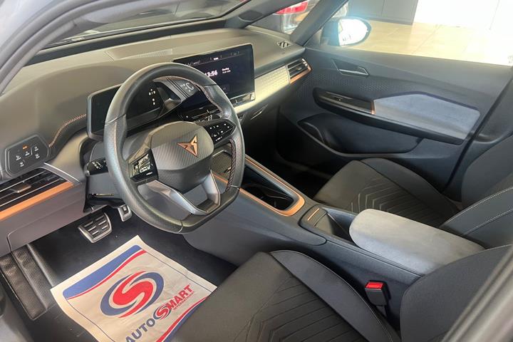 Grå Cupra Born fra 2024