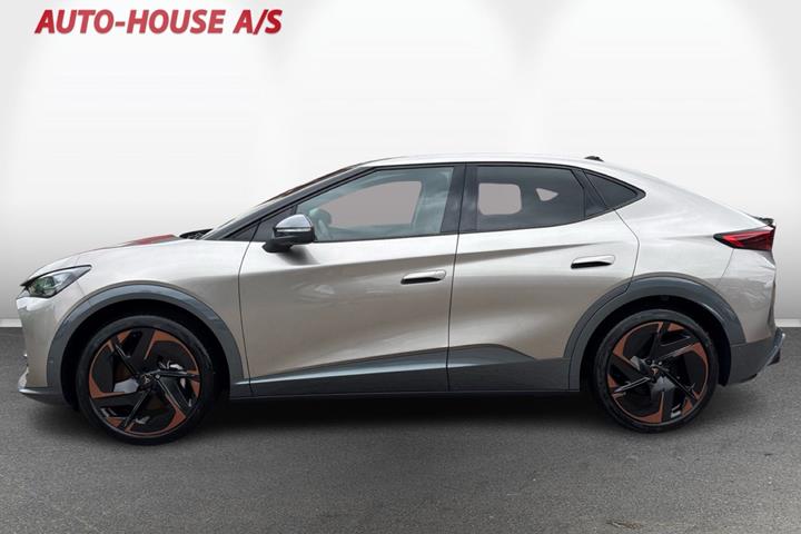 Orange Cupra Tavascan fra 2024
