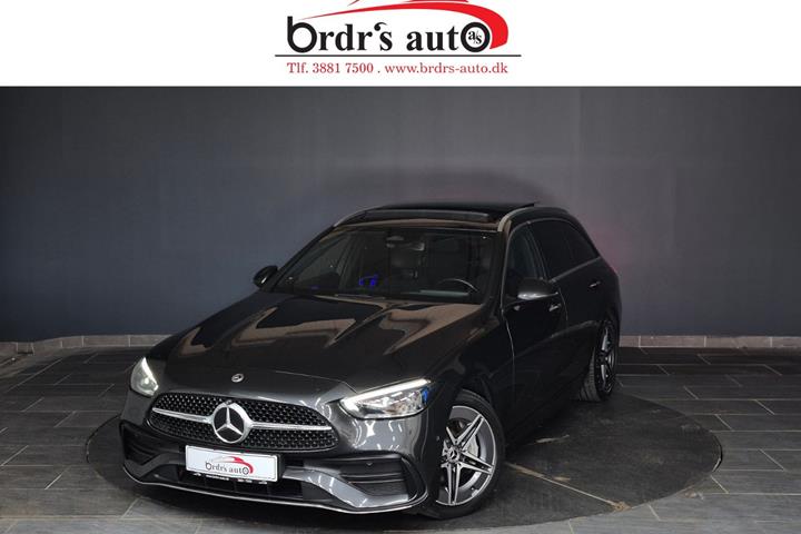 Grå Mercedes C300 e fra 2022