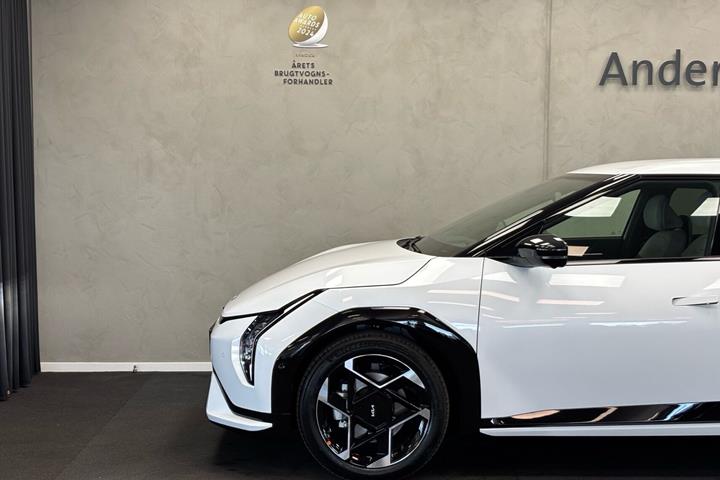 Hvid Kia EV4 fra 2026