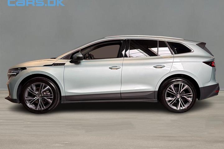 Grå Skoda Enyaq fra 2023
