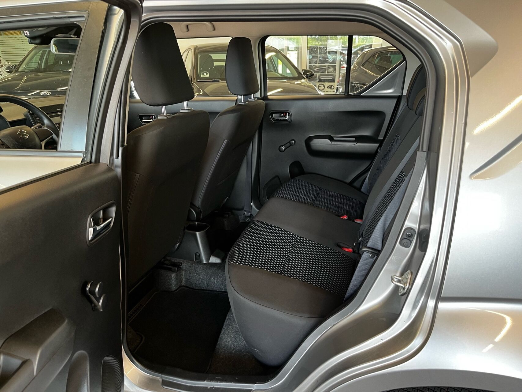Sølv Suzuki Ignis fra 2021
