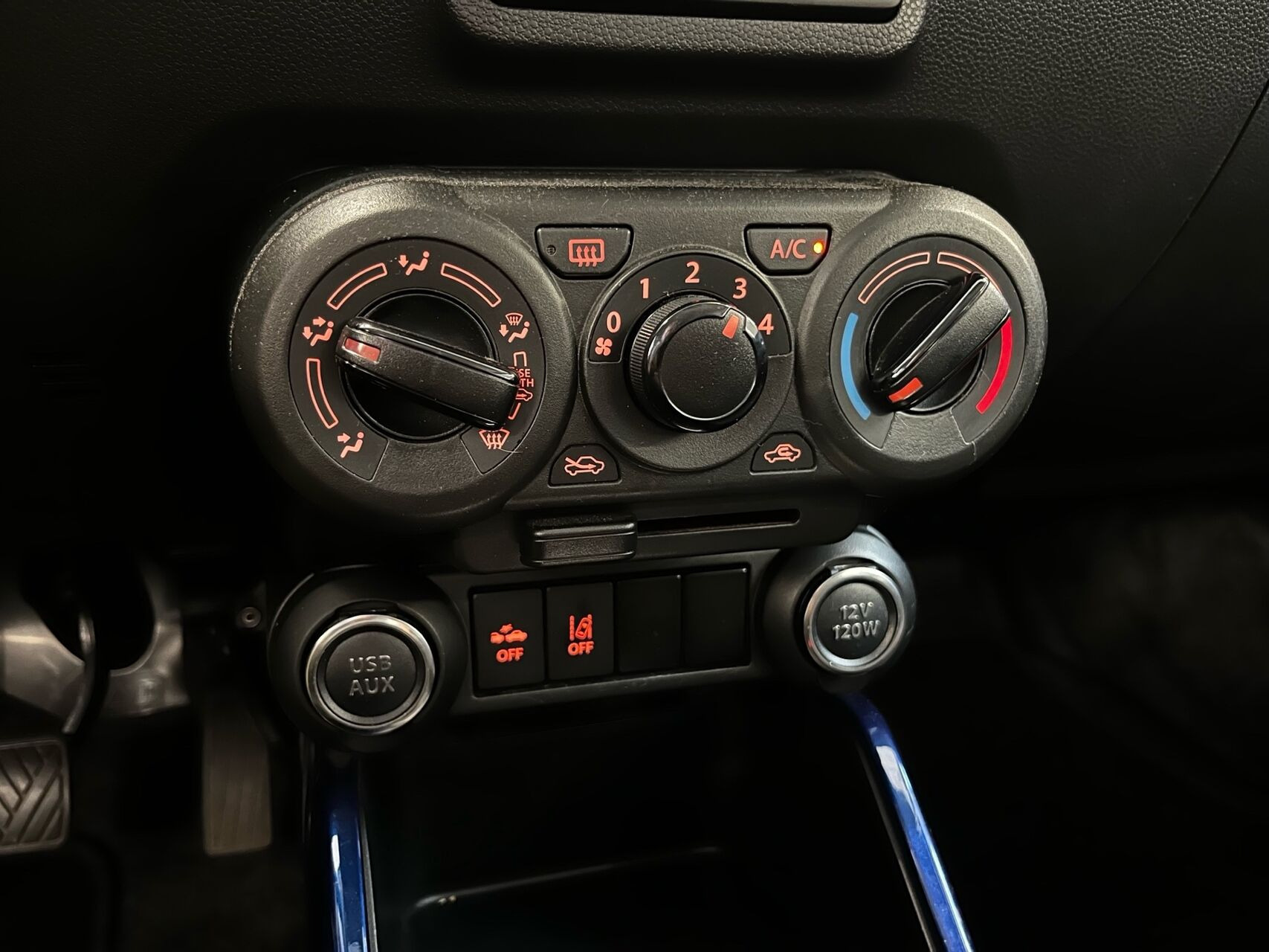 Sølv Suzuki Ignis fra 2021