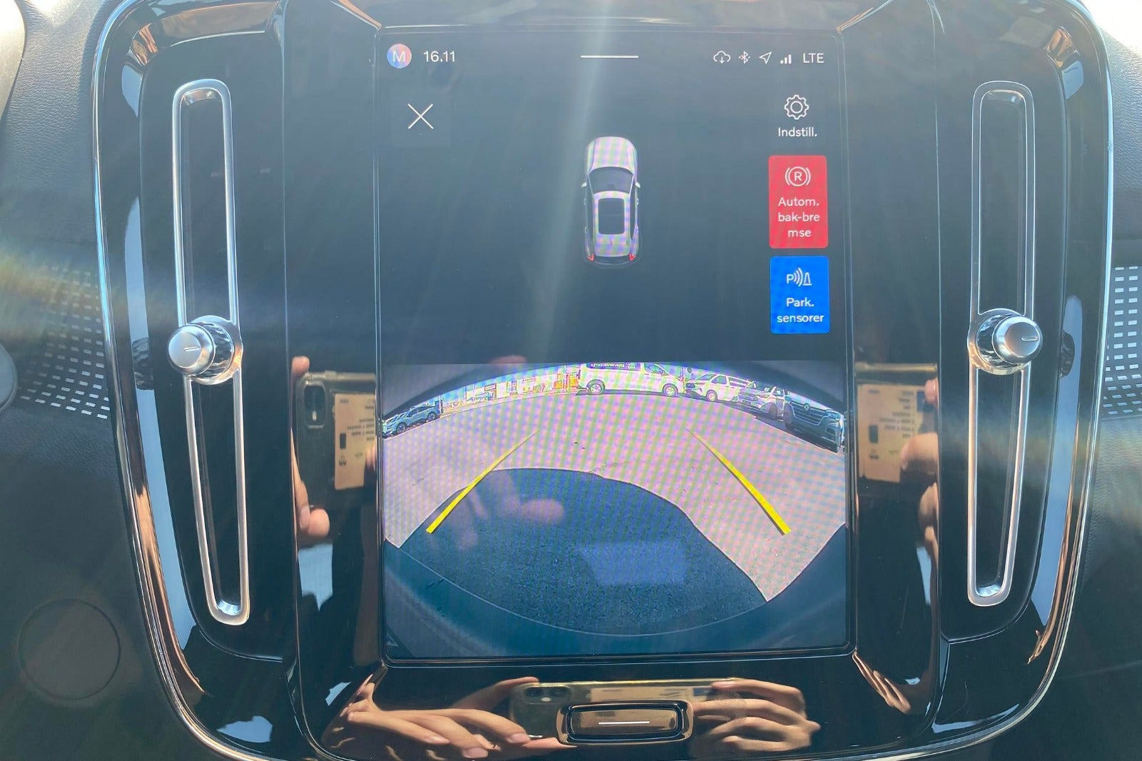 Blå Volvo XC40 fra 2022