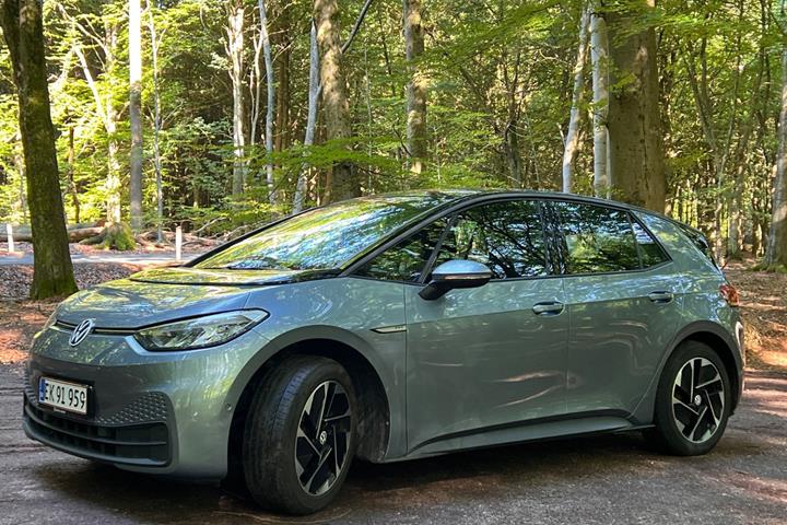 Blå VW ID.3 fra 2022