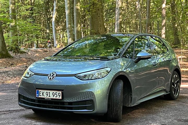 Blå VW ID.3 fra 2022