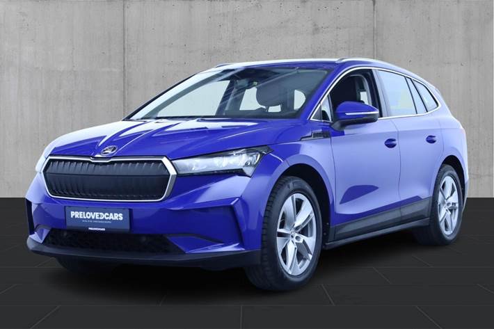Blå Skoda Enyaq fra 2023