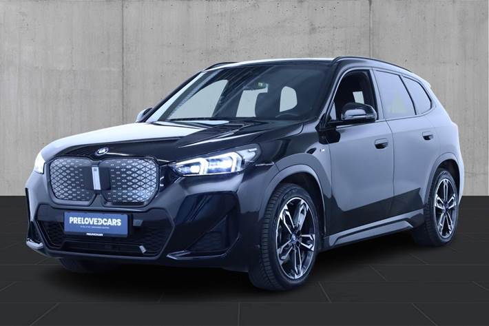Sort BMW iX1 fra 2024