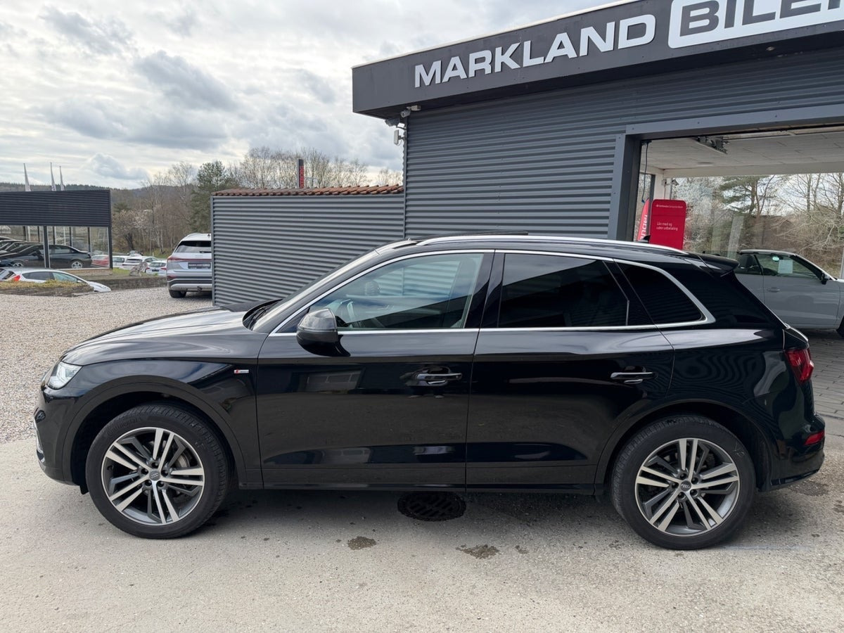 Sort Audi Q5 fra 2018