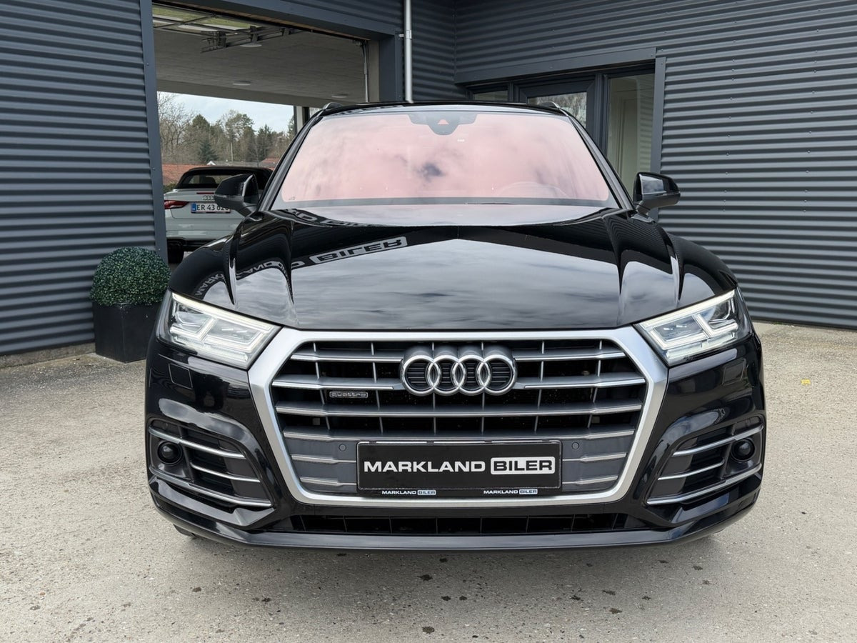 Sort Audi Q5 fra 2018