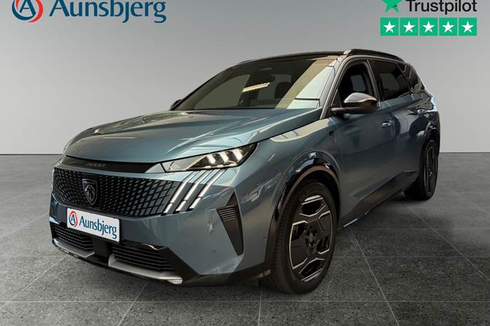 Blå Peugeot e-5008 fra 2025