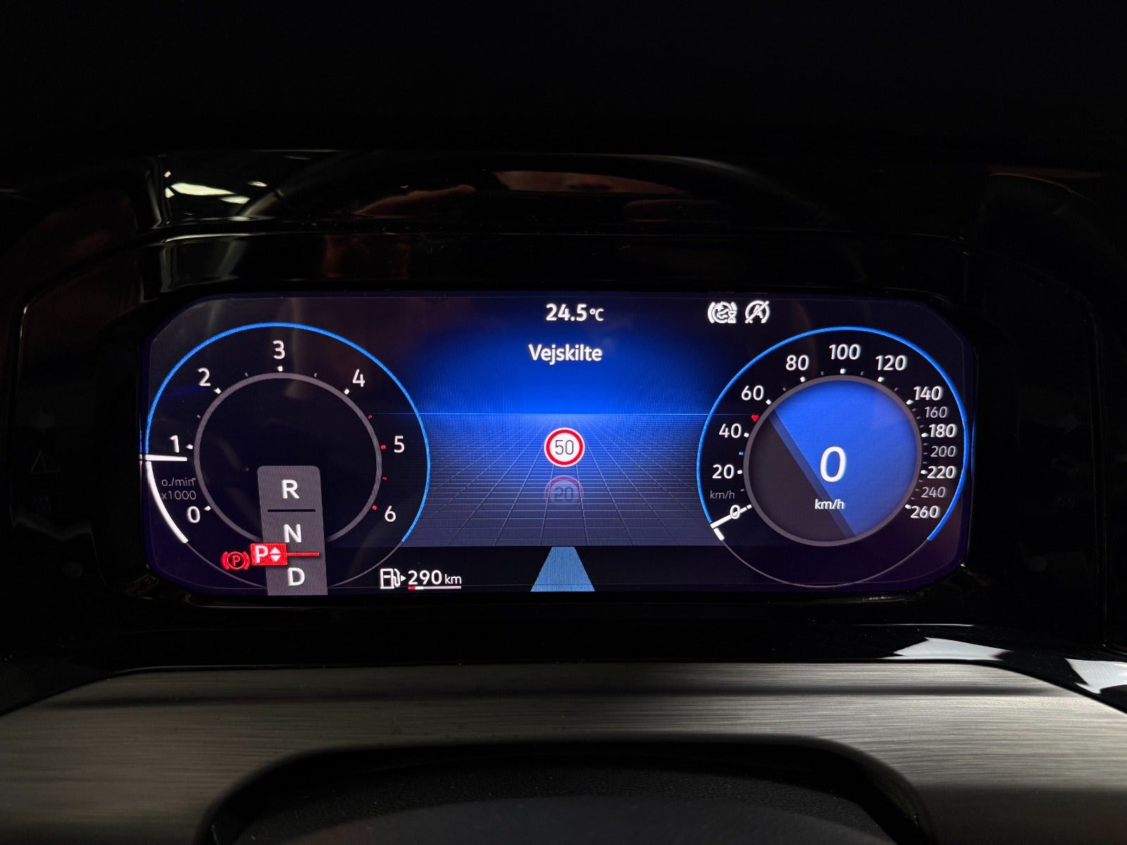 Hvid VW Golf VIII fra 2020