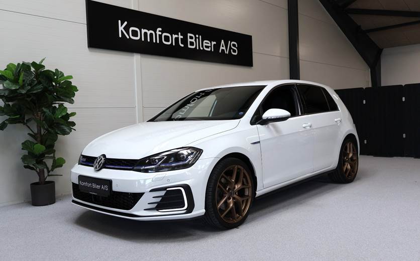 VW Golf VII 1,4 GTE DSG