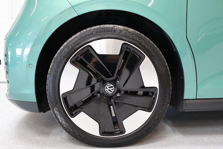 Grøn VW ID.Buzz fra 2025